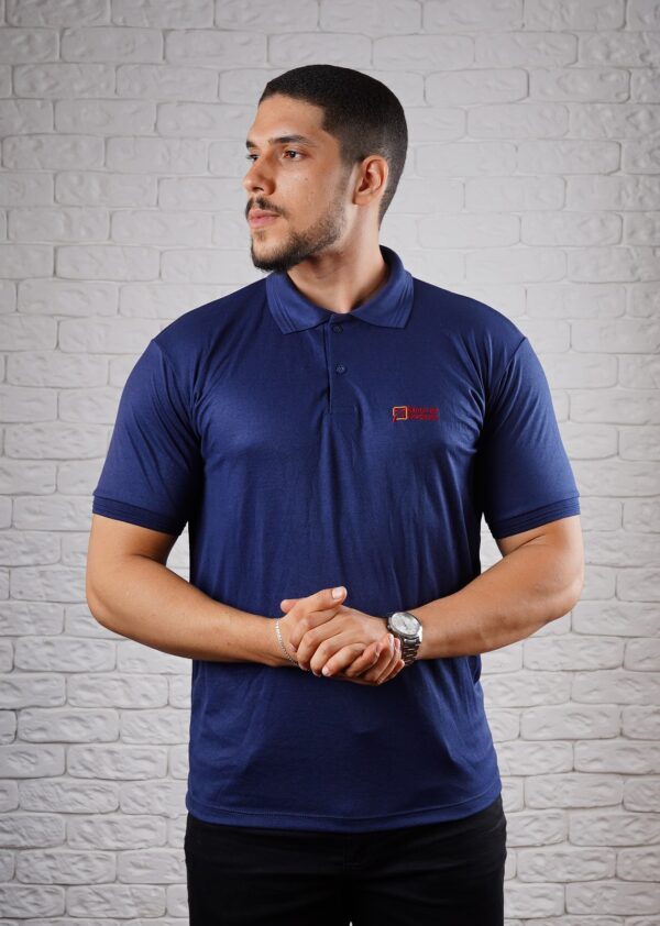 Camiseta Polo BNB na cor Azul Marinho com símbolo bordado na cor Vermelho - Imagem 2