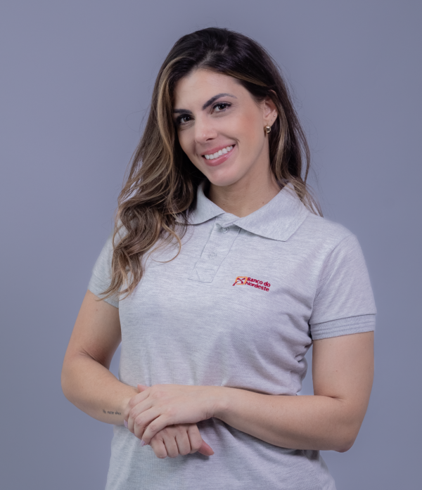 Camiseta Polo BNB na cor Mescla Gelo com símbolo bordado na cor Vermelho - Imagem 2