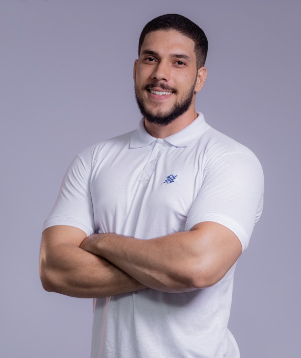 Camiseta Polo BB na cor Branca com símbolo bordado na cor Azul - Imagem 3