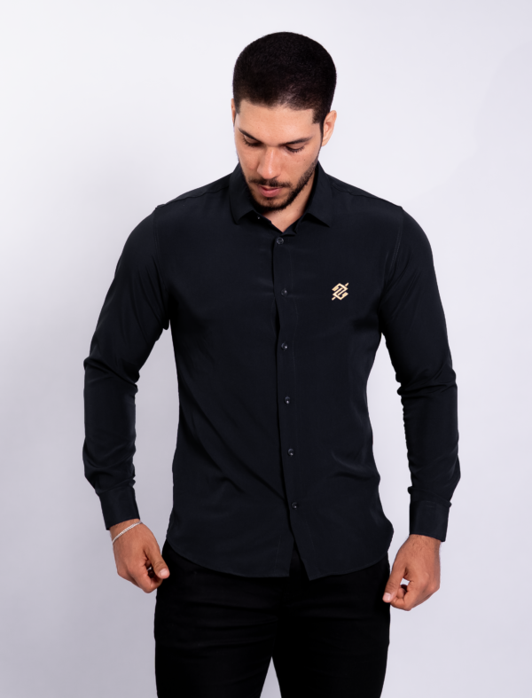 Camisa Social modelagem Slim na cor Black