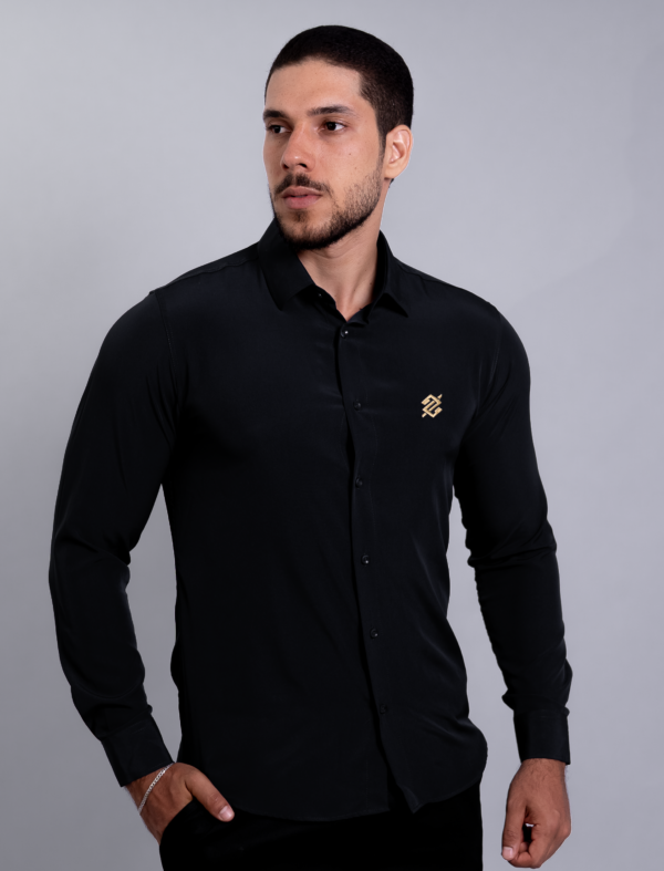 Camisa Social modelagem Slim na cor Black - Imagem 2
