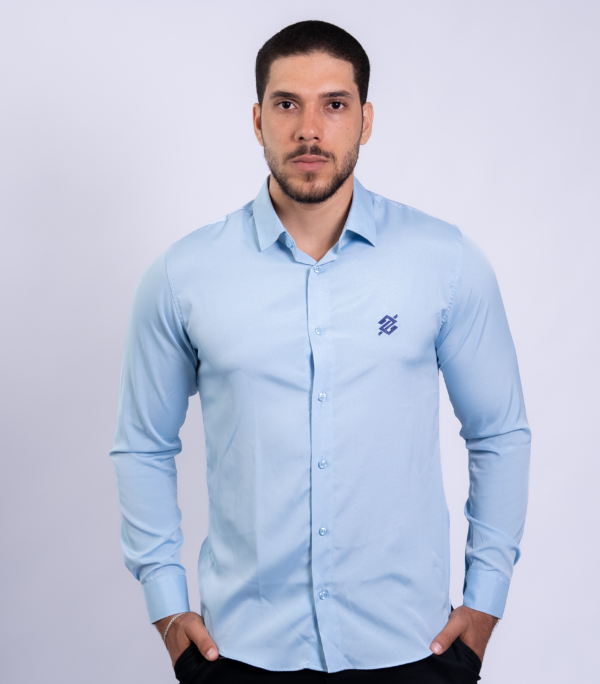 Camisa Social modelagem Slim na cor Miami Blue