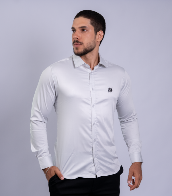 Camisa Social modelagem Slim na cor Ice Performance - Imagem 3