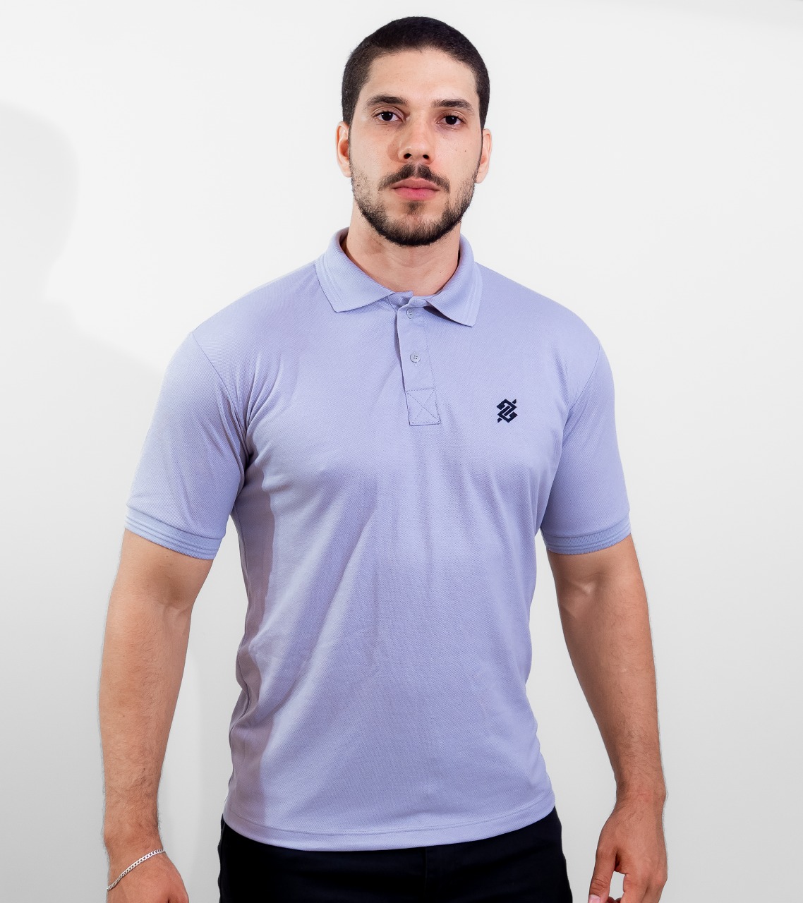 Camiseta Polo Banco do Brasil na cor Alumínio com símbolo bordado na cor Preta - Imagem 2